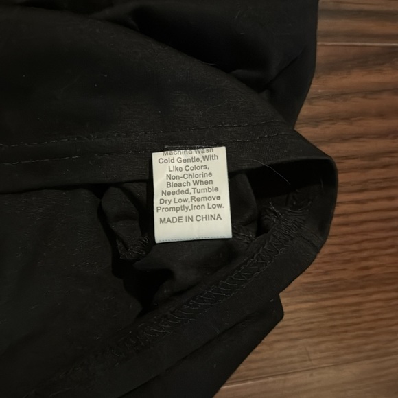 Women’s Tee - Picture 4 of 5